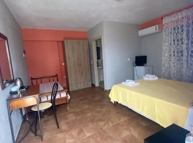 Aeolos * Akrotírion